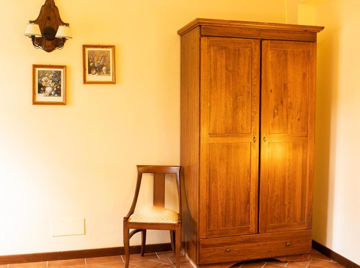 Borgo I Tre Baroni - Spa Suites & Resort Poppi Exterior foto