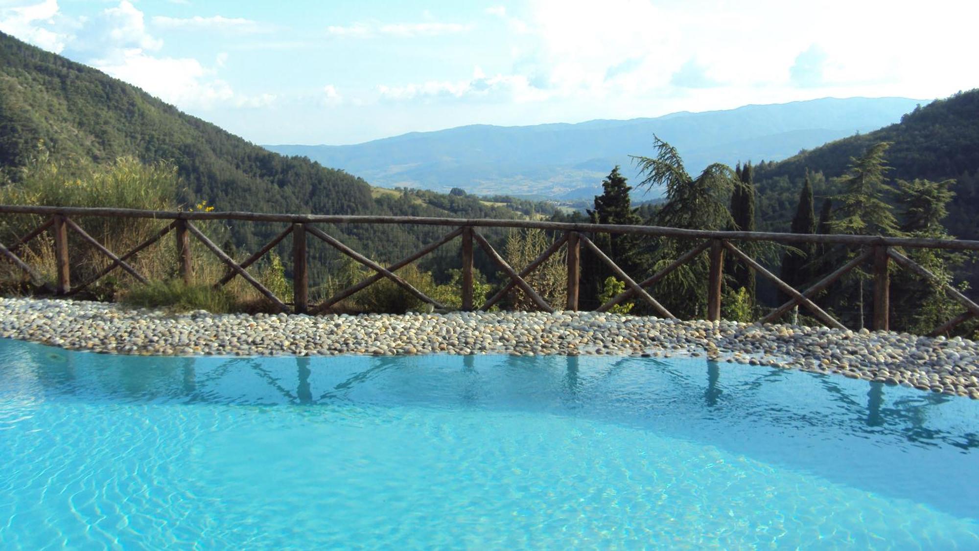Borgo I Tre Baroni - Spa Suites & Resort Poppi Exterior foto